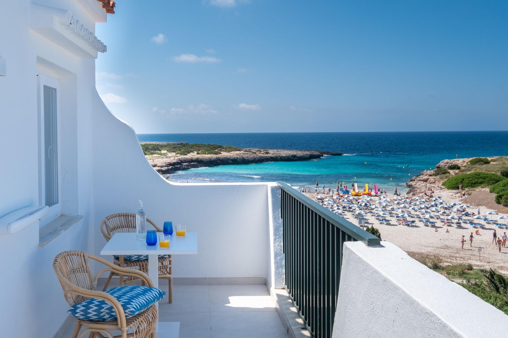 Fergus Style Carema Beach Cala en Bosch Dış mekan fotoğraf