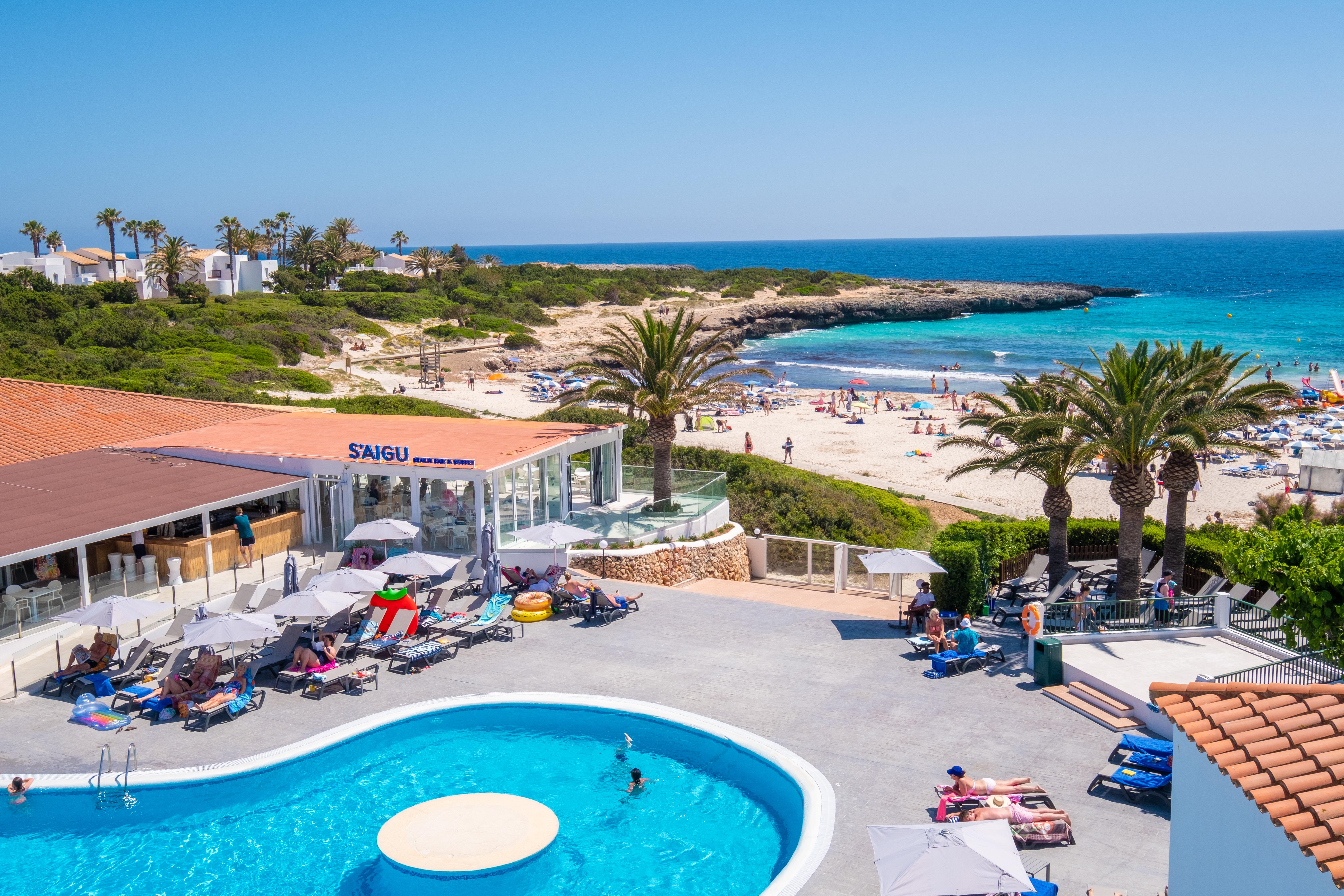 Fergus Style Carema Beach Cala en Bosch Dış mekan fotoğraf